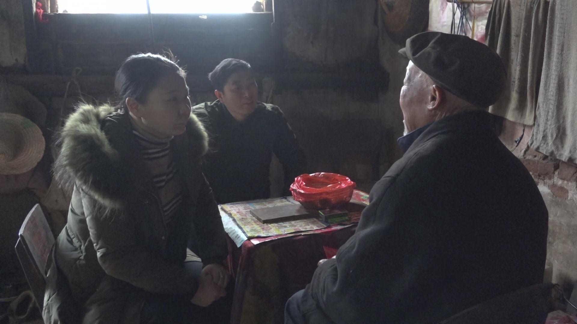 江永：王小丽深入夏层铺镇开展安全生产工作及看望慰问老党员、贫困户