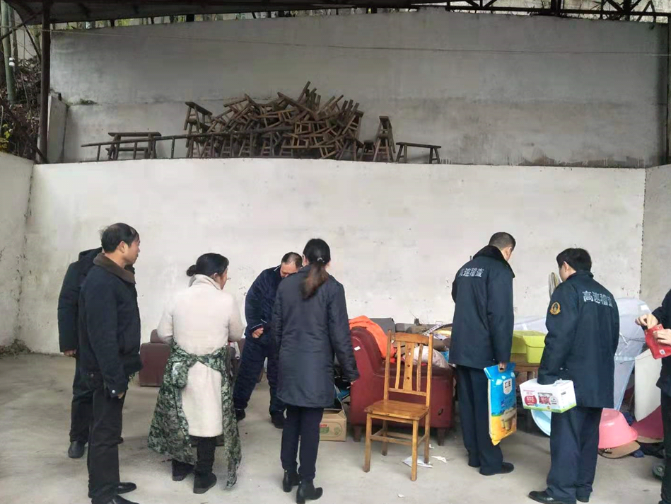 【文明实践在天元】寒冬冻人，慰问暖心