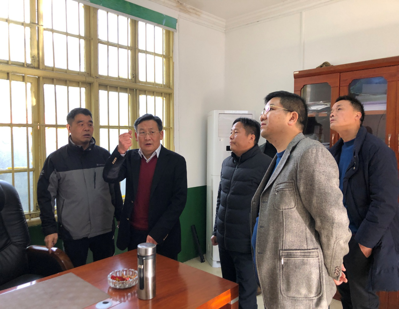 坚持问题导向  狠抓安全生产