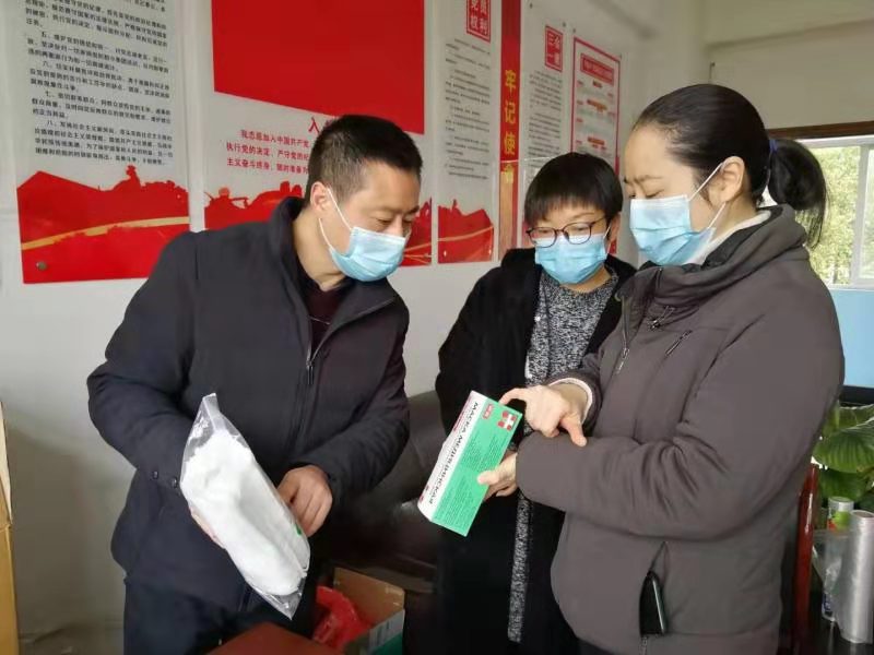 仇珂静调度全区防疫物资保障工作情况