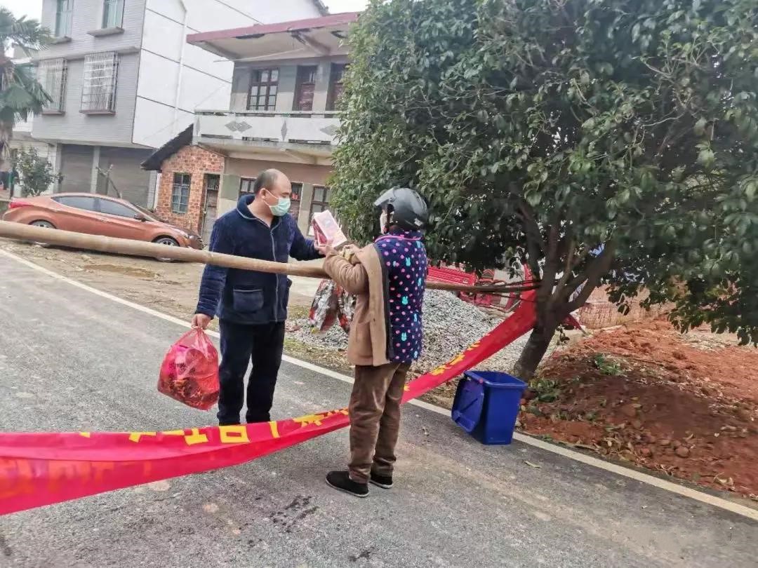 【疫情防控】陈家桥乡：抗疫一线的老党员唐晓欢