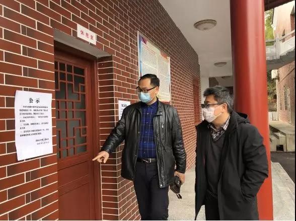 【疫情防控】向兵督查全区宗教活动场所“两个暂停”情况