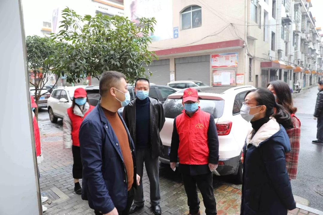 【疫情防控】区人民检察院慰问社区疫情防控一线工作人员