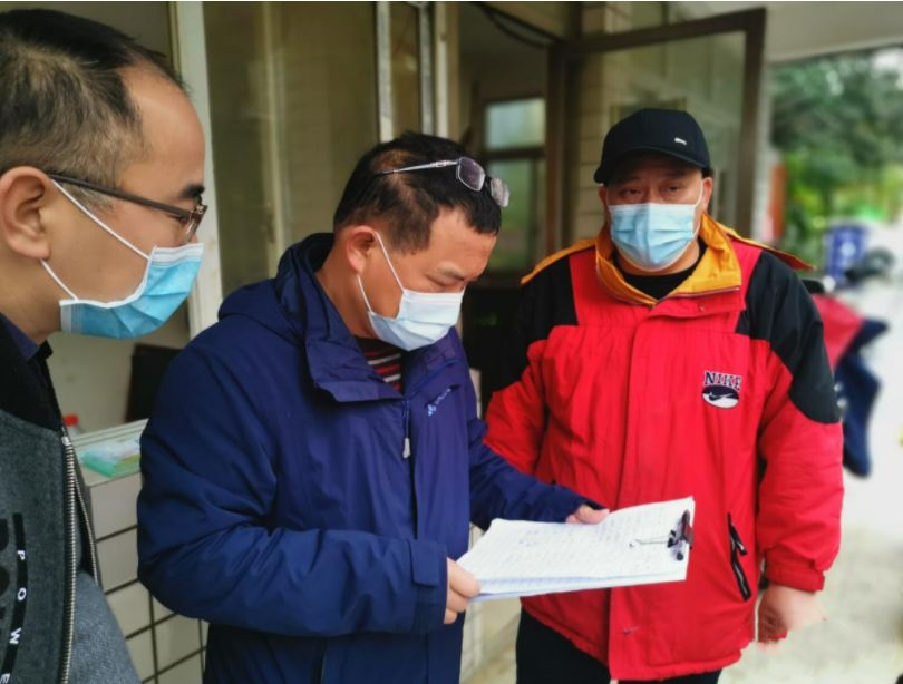 【疫情防控】陈名洋到新滩镇街道指导检查社区疫情防控和企业复工复产工作