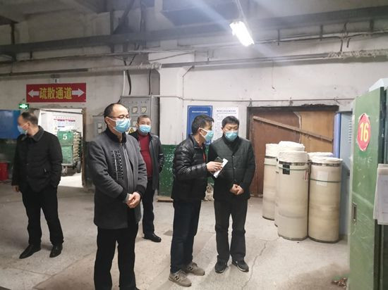 丁祖忠督导调研企业复工复产情况和疫情防控工作
