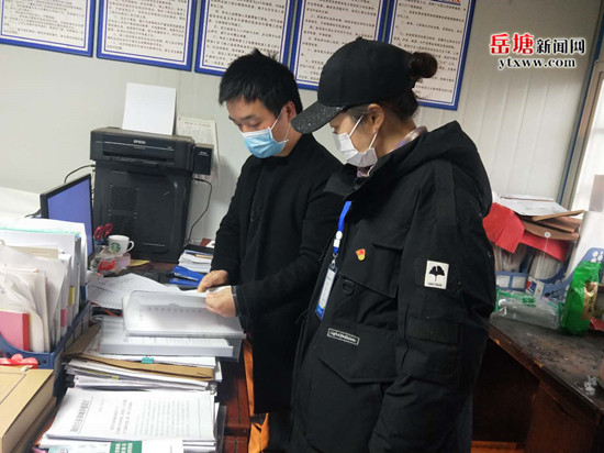 五里堆街道積極推進四類企業(yè)復(fù)工復(fù)產(chǎn)促進穩(wěn)崗就業(yè)