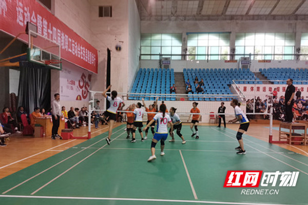 郴州市第14届教职工运动会上临武教职工代表团满载而归