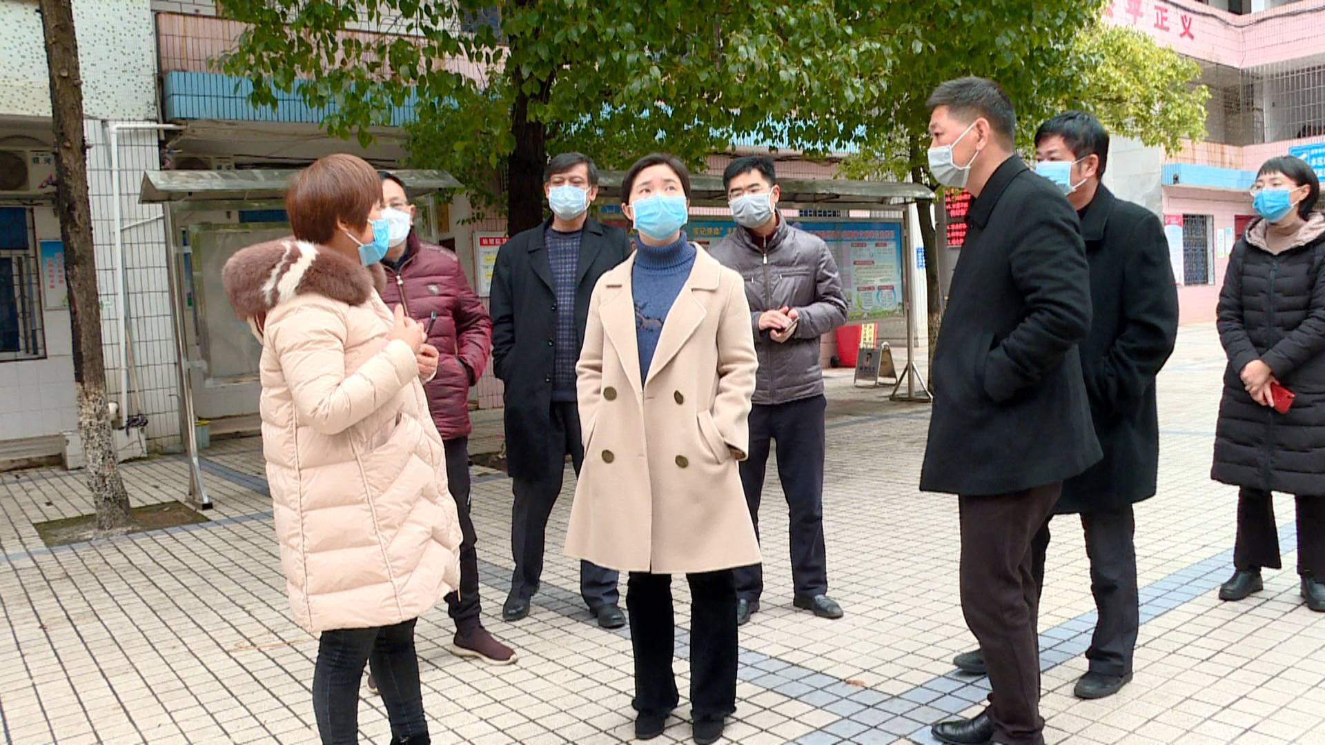 【坚定信心、同舟共济、科学防治、精准施策】尹海莲到乡镇检查指导疫情防控工作