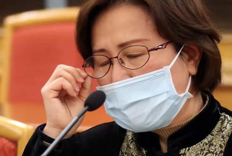 向省委书记汇报时，湘雅医院首席专家为何潸然泪下？