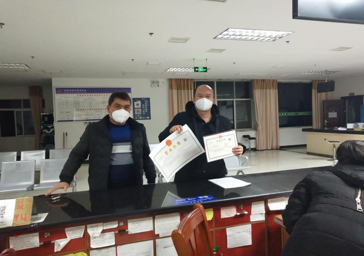 快看！今炎陵自产口罩了，日产量可达15000至20000只