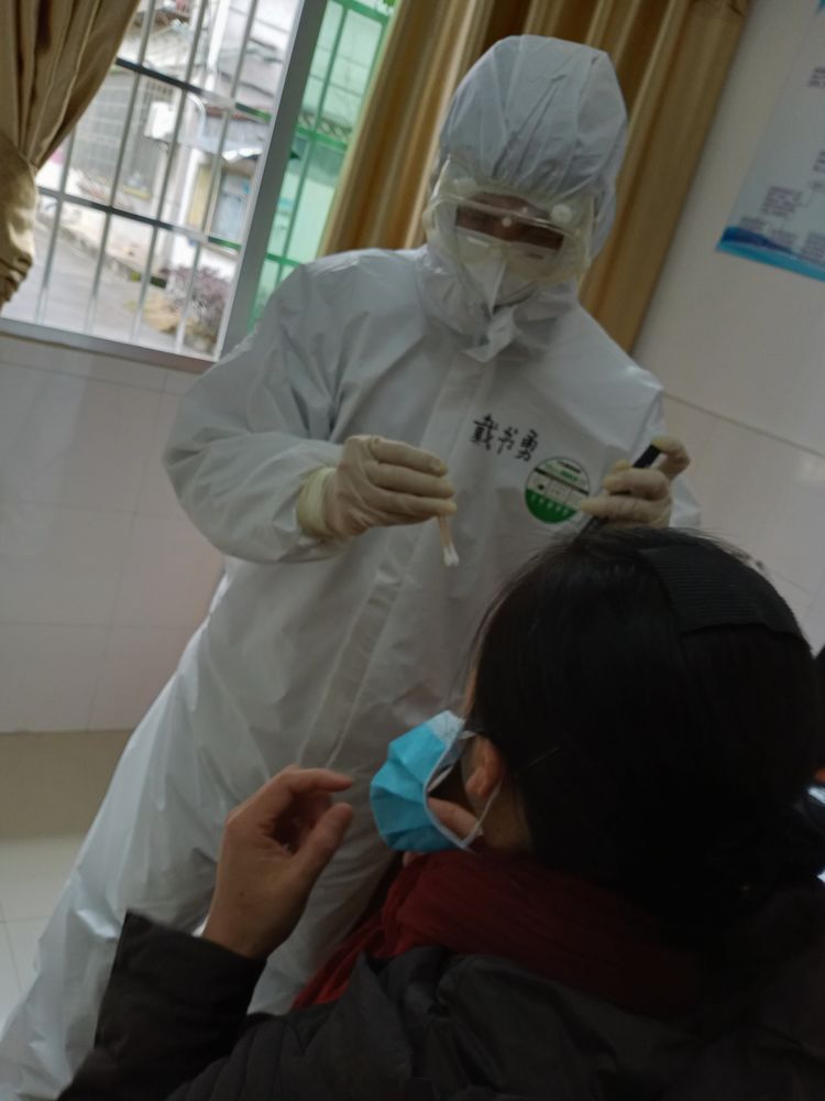 泪目：感谢你们 为我们筑起生命的城墙--写给炎陵县人民医院的一线医护者