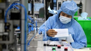 湖南口罩生产按下“加速键” 2月10日生产83万多只