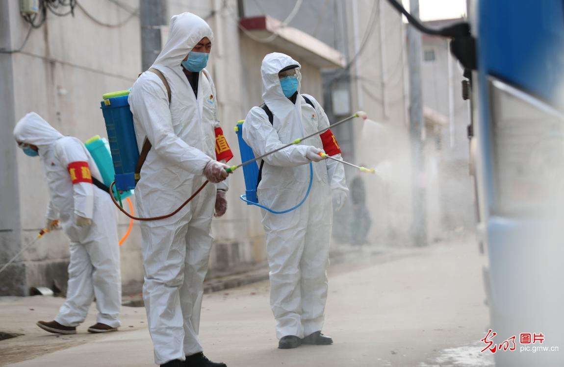 一论统筹推进疫情防控和经济社会发展：在磨难中成长 从磨难中奋起