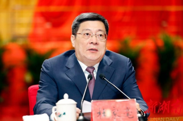 杜家毫：总结70年伟大实践，必须做到“四个毫不动摇”
