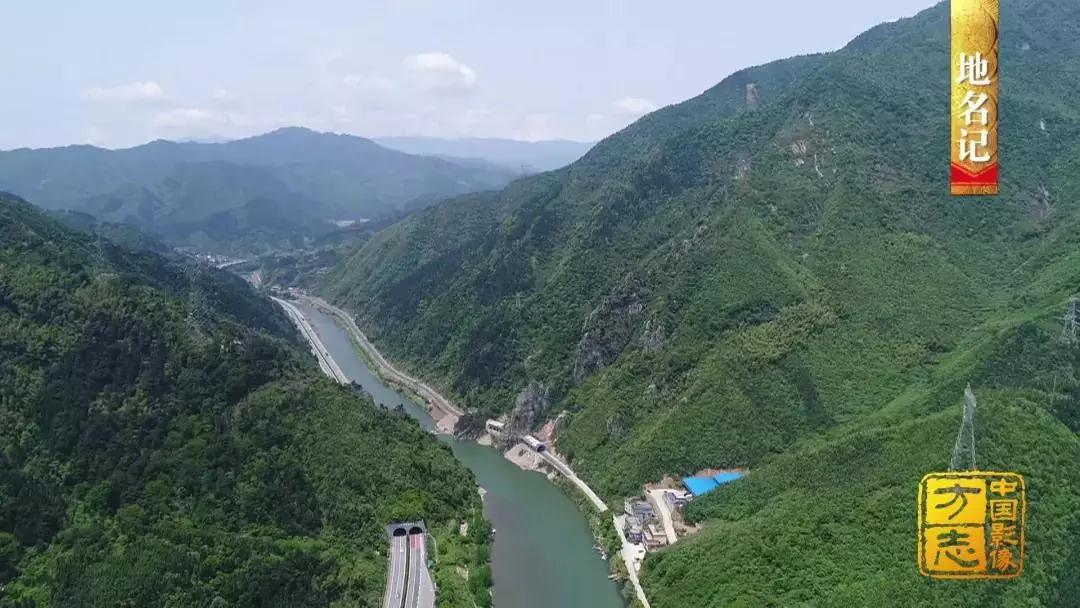 《中国影像方志》湖南洞口篇| 宗祠古建恢弘大气 罗溪熬茶回味悠长 木雕人物传神“棕包脑舞”粗犷豪迈