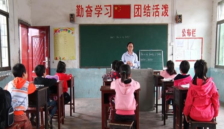 “不忘初心  牢记使命”主题教育进行时|“变型计”：忠和村从“软弱涣散”到“凝心聚力”的蜕变