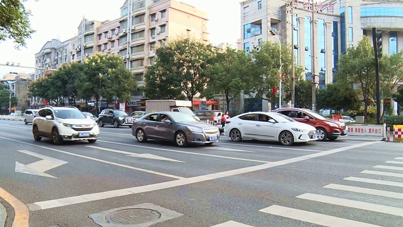 【创文进行时】打造城市干净名片  助力蓉城“创文”