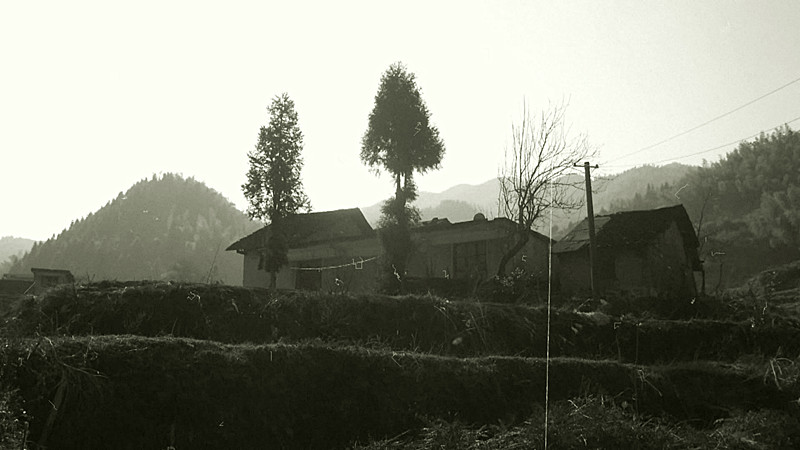 纪念英雄系列报道：永远的欧阳海—不朽的烈士丰碑（一）