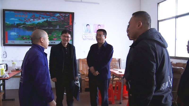  舂陵江镇陶源村开展脱贫攻坚“大排查 大走访”活动