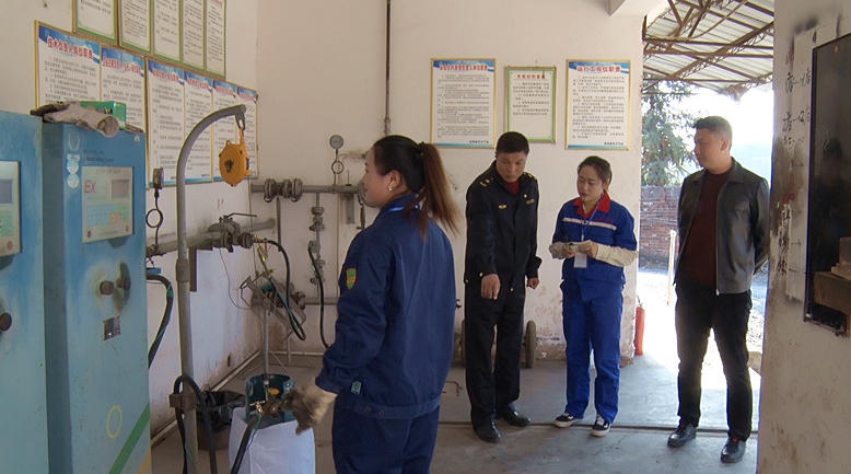 【城管来了】冬日燃气安全检查  筑牢居民用气安全防线