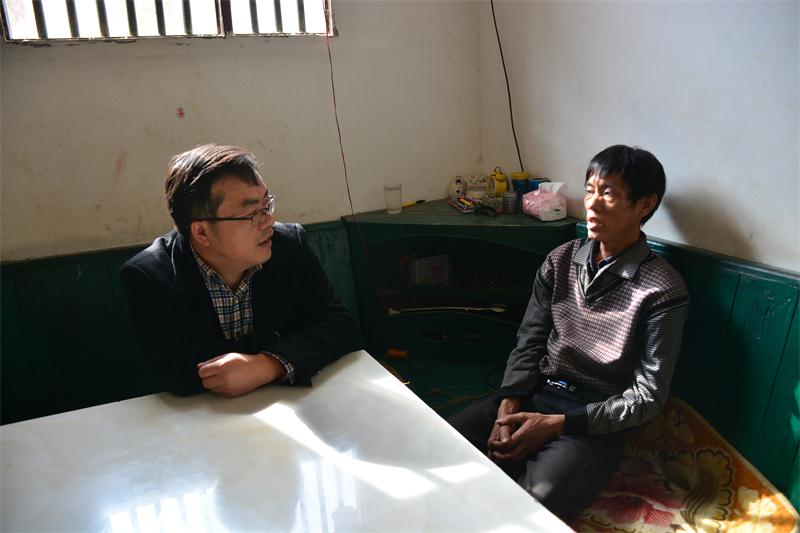 “没有卢书记，就没有如今的幸福生活”——舂陵江镇栗增村第一书记卢燕舞的一天