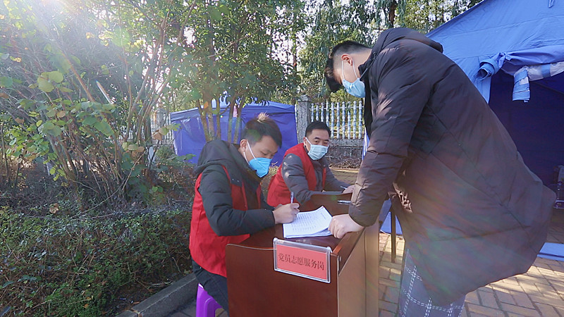 【让党旗在防控疫情第一线高高飘扬】龙潭街道：9个党员突击队 坚守防疫一线