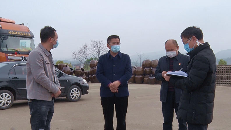 黄力深入企业督查指导复工复产疫情防控工作