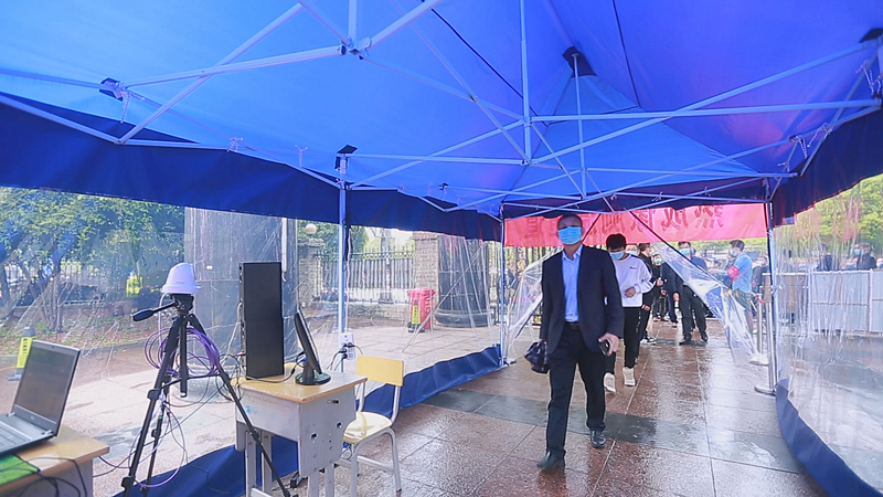 我县开展疫情防控模拟开学现场观摩演练活动