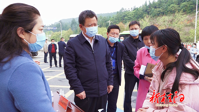 彭生智调研复学工作：落实落细防疫措施   全力抓好安全有序复学