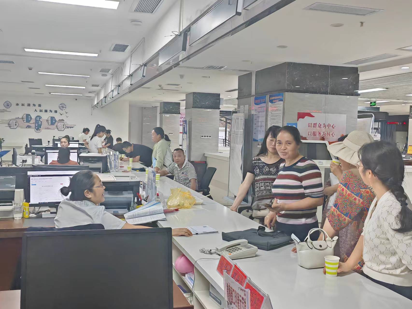 【优化营商环境】古丈不动产为民办实事，切实解决群众 “登记难”问题