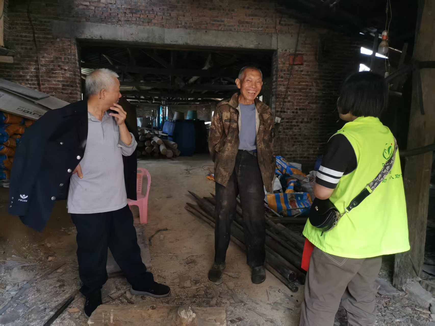 浆洞瑶族乡：“脚步丈量民生” 低保入户核查 筑牢兜底保障防线