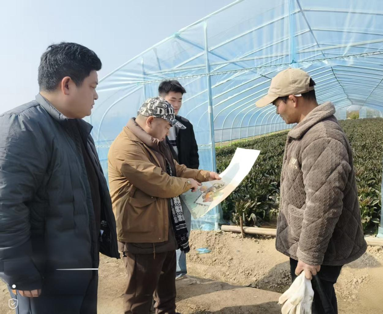 汉寿县职业中等专业学校春节前走访百名困难学生