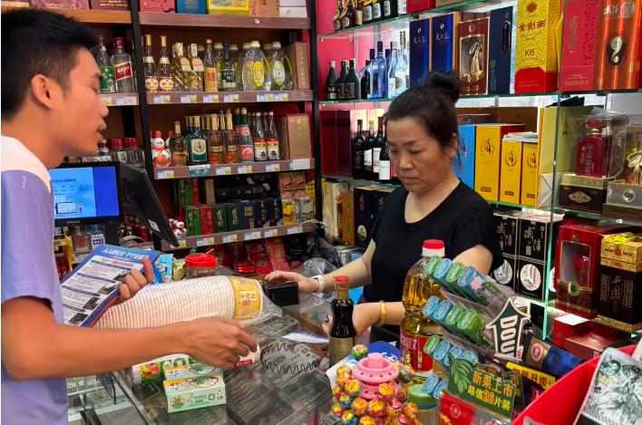 斗姆湖街道：开展安全生产宣传排查行动