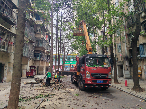 我愛湘潭我的家 人大代表獻力量丨建設路街道：人大代表助力解決小區(qū)安全隱患