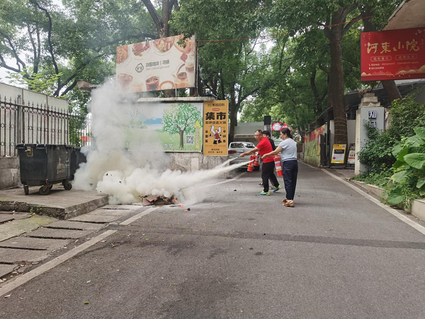 建設(shè)路社區(qū)多舉措筑牢安全“防火墻”