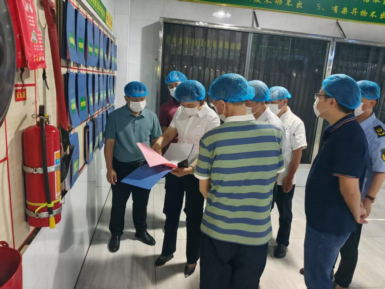 高考学考进行时 | 临武县市场监督管理局开展“三考”期间食品安全检查