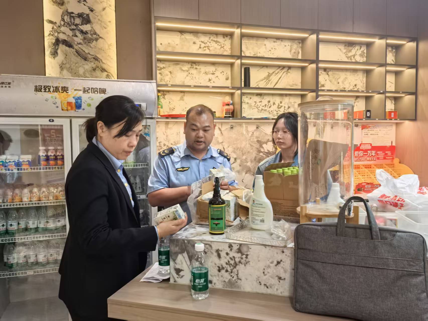 临武县市场监督管理局开展台球厅经营场所专项整治行动
