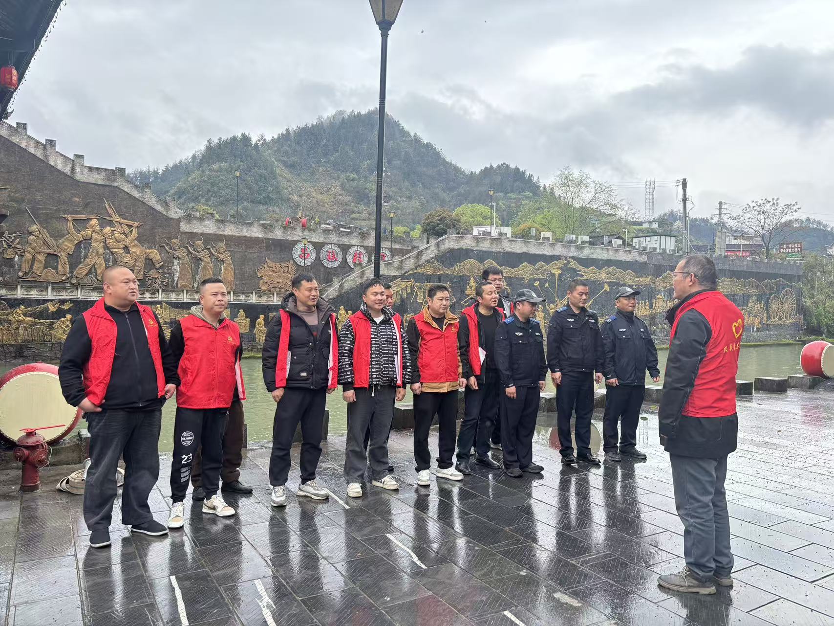 以练促备提效能  综合应急护民生 ——默戎镇完成森林防灭火、消防与避险转移全覆盖演练