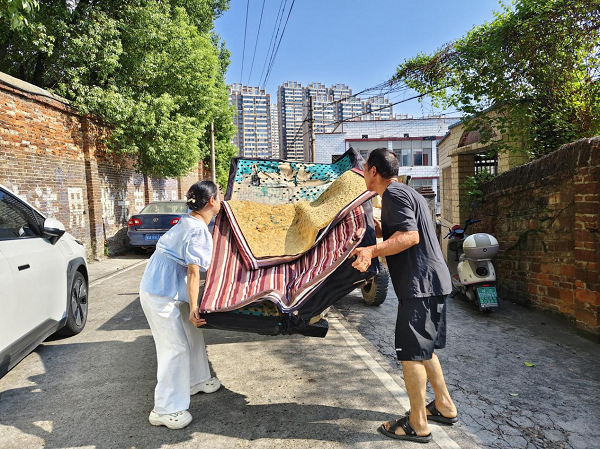 建設(shè)路社區(qū)開展人居環(huán)境集中整治行動(dòng)