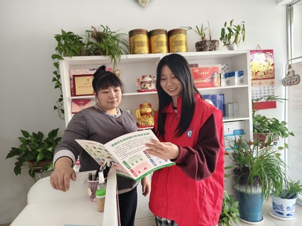 曙光社区开展“我爱湘潭我的家”垃圾分类主题宣传活动