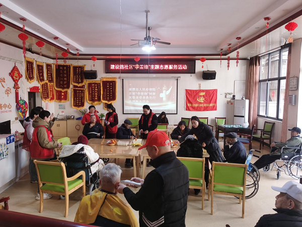 建設(shè)路社區(qū)開展“學(xué)雷鋒”主題志愿服務(wù)活動