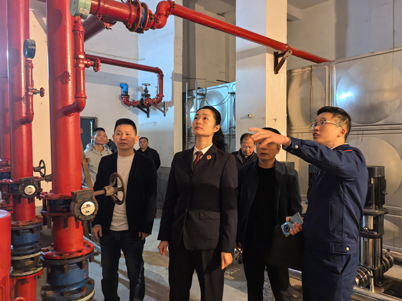 汨罗：“代表建议+公益诉讼”推动小区安全从“堵”到“通”