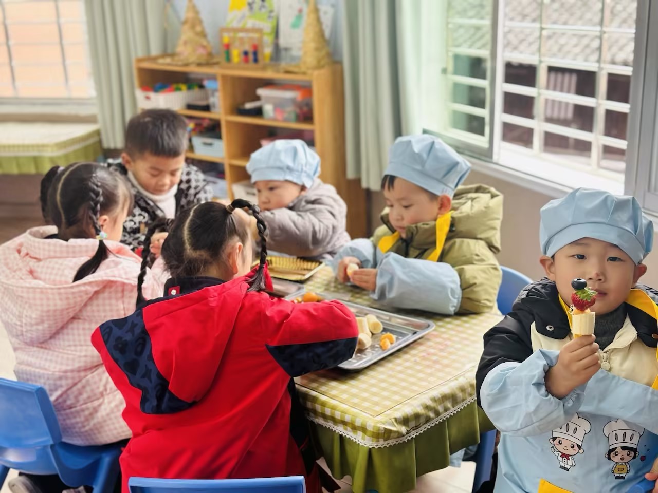 县幼儿园：甜蜜“食”光 趣味传承