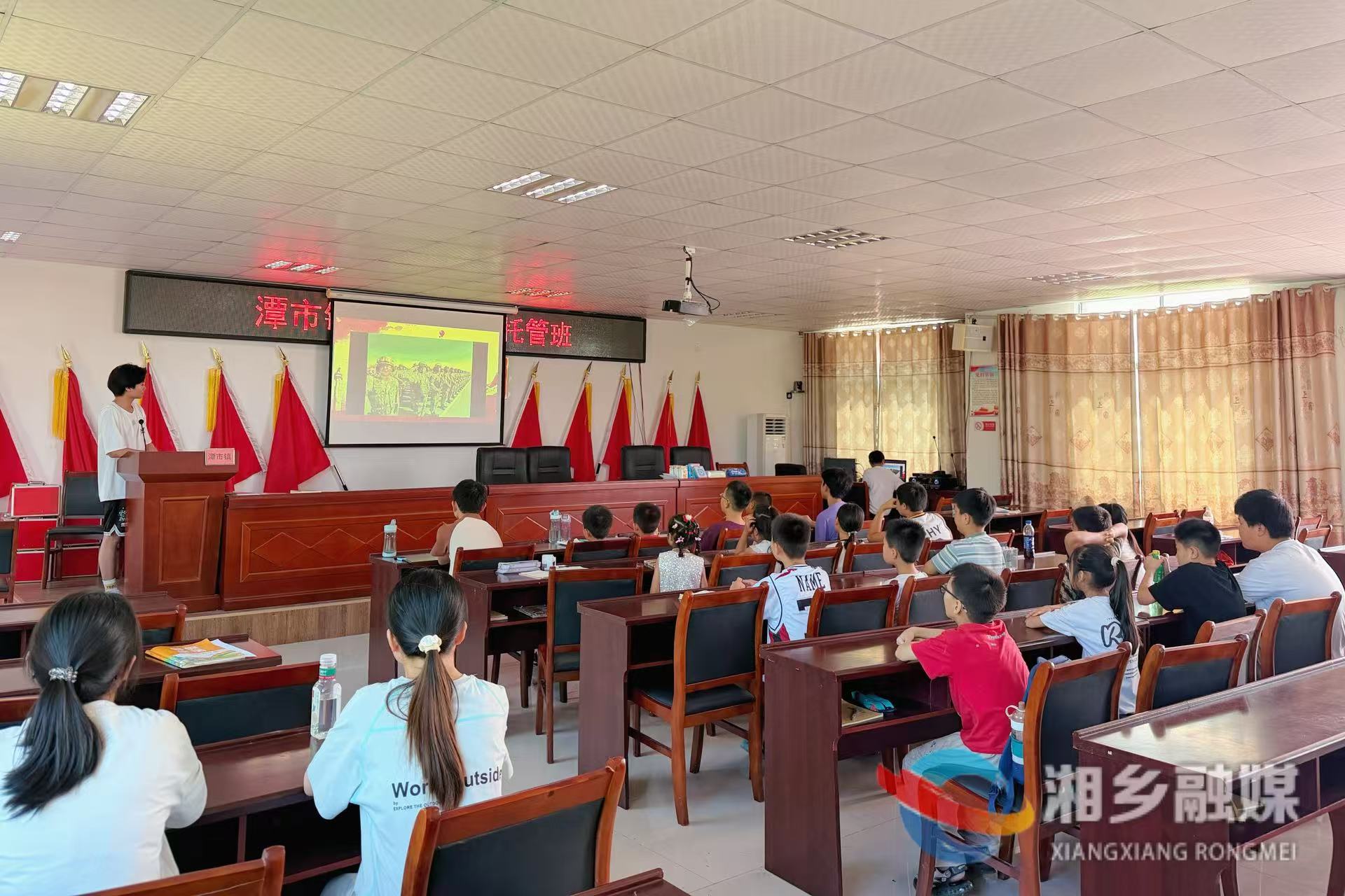 [潭市镇]开设红色主题教育课 厚植少年儿童爱国情怀
