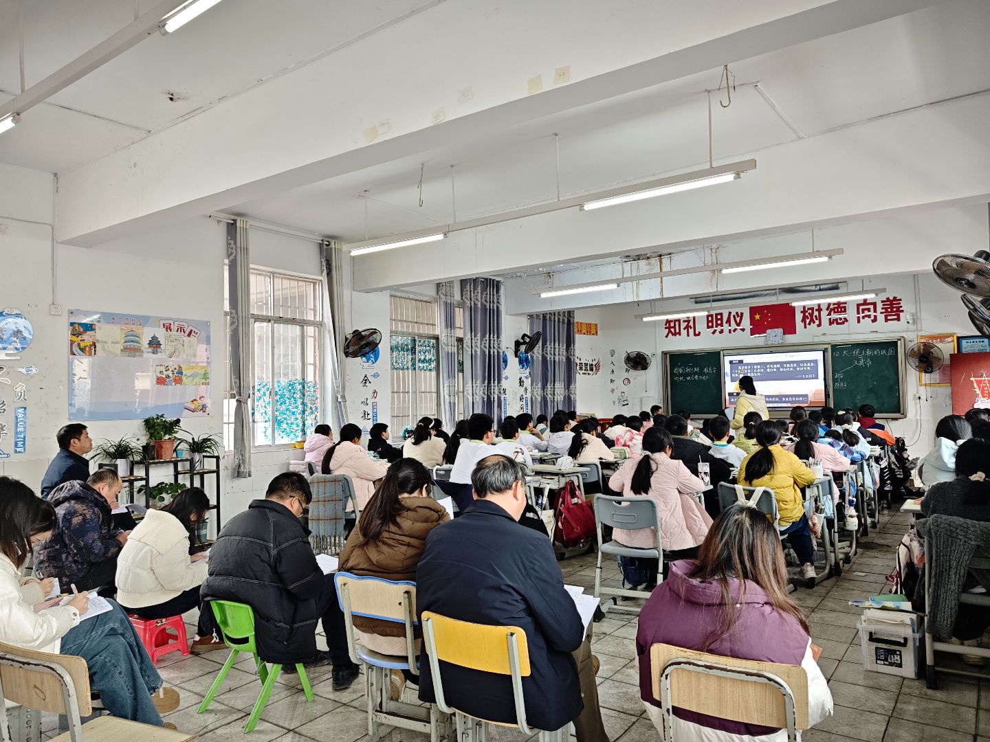 永平学校：开展新进教师“过关课”活动 夯实教学基本功