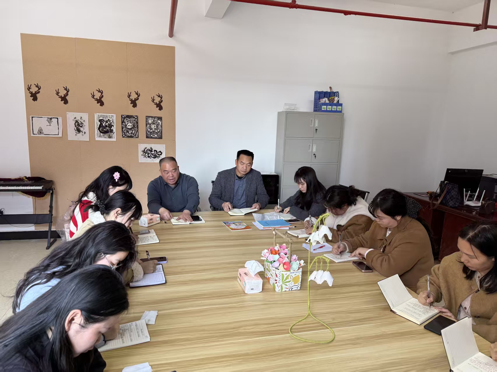 蓝山县劳动教育名师工作室召开本学期首次例会