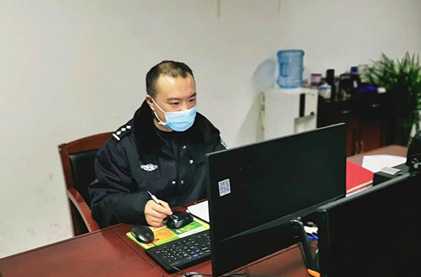 最美抗疫人|“科信尖兵”陆小明：用热血打响“云战疫”