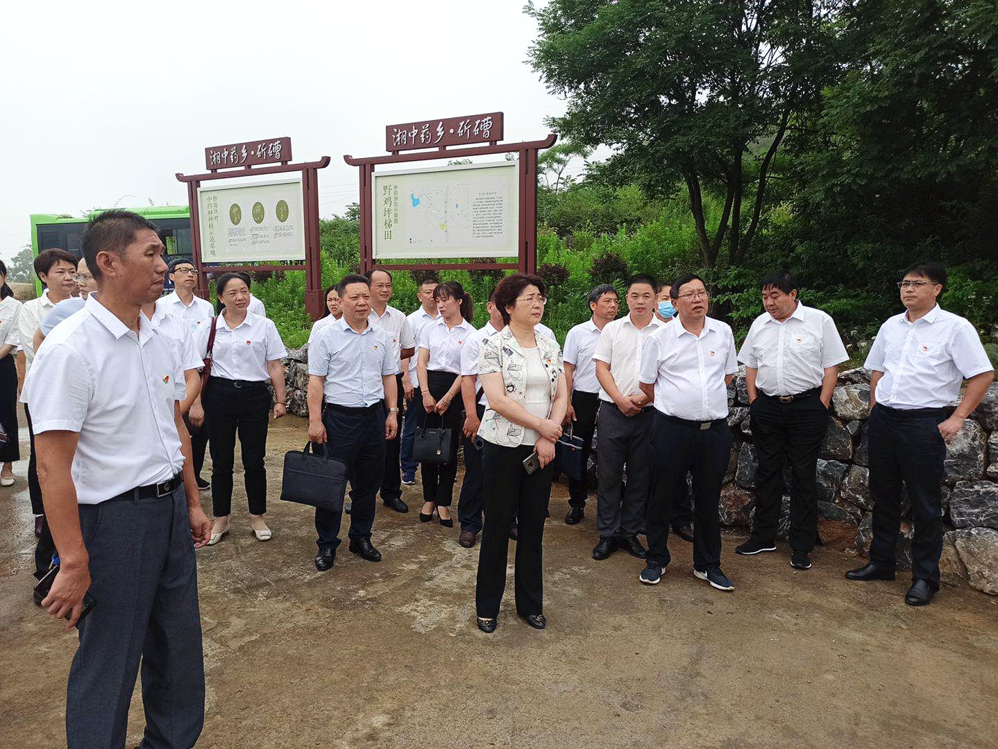 邵阳市委宣传部联合邵东市委宣传部开展主题党日活动