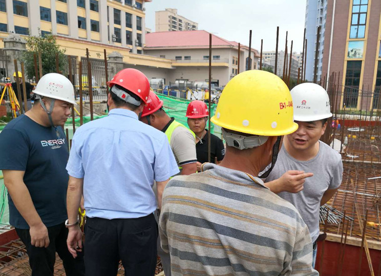 邵东住建局着力整治考区环境，为考生保驾护航