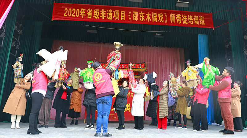 邵东木偶戏师带徒培训班进乡村